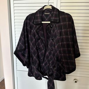 DVF Cape style jacket. Wide arm sleeves.
